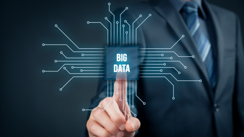 Antônio Fernando Ribeiro Pereira explora como o Big Data pode transformar pequenas empresas com inteligência acessível.