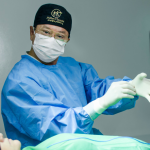 Avoid complications in plastic surgery: Milton Seigi Hayashi shares the essential tips you need to know.