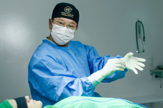 Avoid complications in plastic surgery: Milton Seigi Hayashi shares the essential tips you need to know.